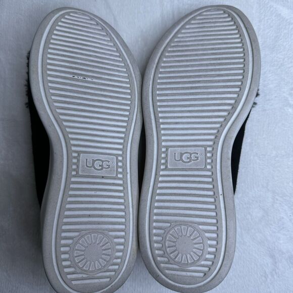 UGG Silverlake Sandals Sheepskin Black Logo Chunky Platform 7.5 - Picture 11 of 11
